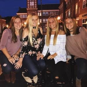 Meet your Posher, Olivia